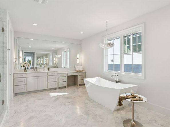 9510  Still Creek Lane , Dallas Texas 75238