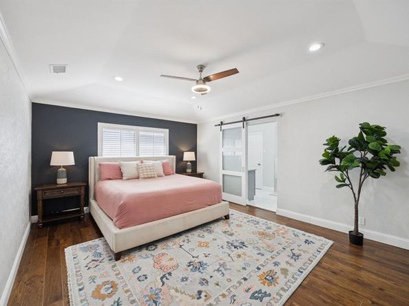 9227  Whitehurst Drive , Dallas Texas 75243