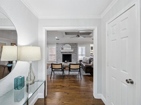 9227  Whitehurst Drive , Dallas Texas 75243