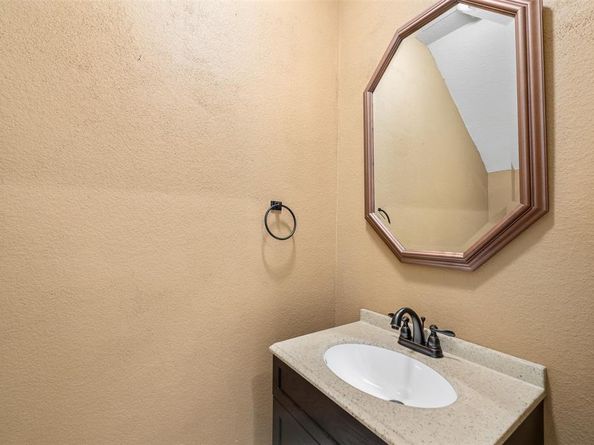 6923  Briarwood Drive , Fort Worth Texas 76132