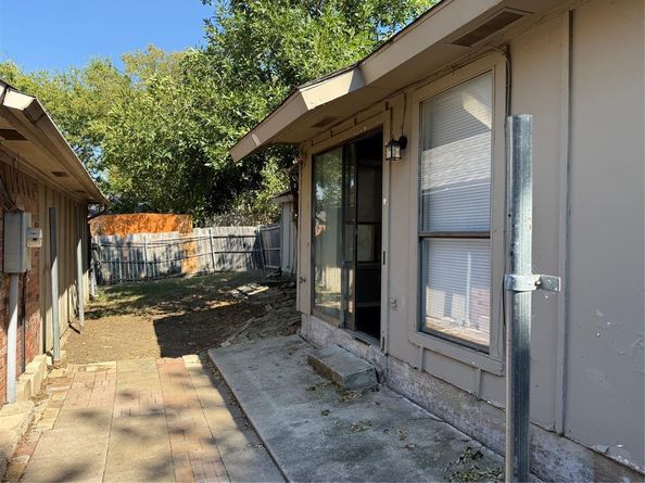 1803  Sherwood Place , Carrollton Texas 75006