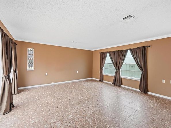 1803  Michael Court , Arlington Texas 76010