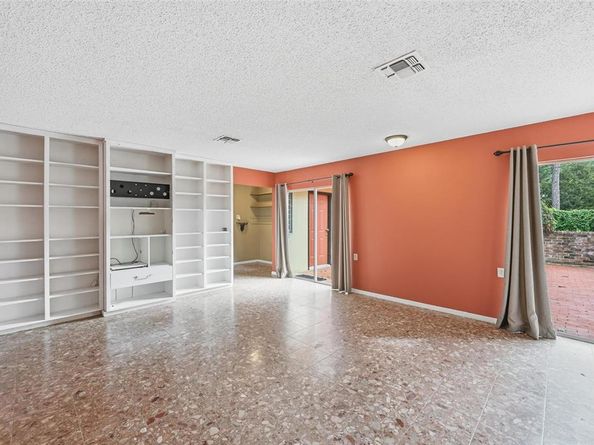 1803  Michael Court , Arlington Texas 76010