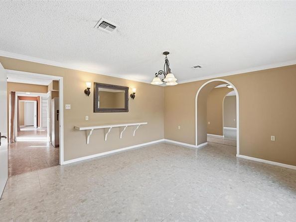 1803  Michael Court , Arlington Texas 76010