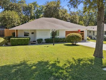 2552  El Cerrito Drive 