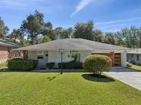 2552  El Cerrito Drive , Dallas Texas 75228