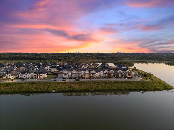 1318  Island Vista Drive , Arlington Texas 76005