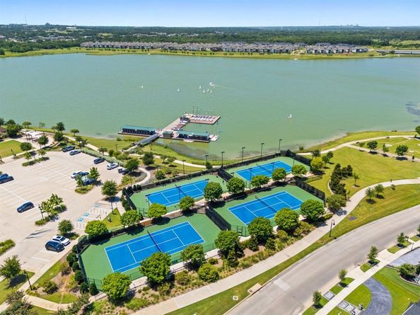 1318  Island Vista Drive , Arlington Texas 76005