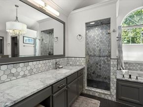 2205  Stanley Avenue , Fort Worth Texas 76110