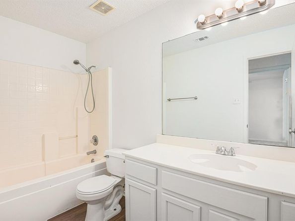 2617  Whitehurst Drive , Fort Worth Texas 76133