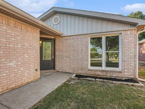 2617  Whitehurst Drive , Fort Worth Texas 76133