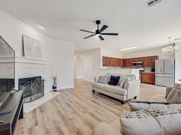 7707  Tin Cup Drive , Arlington Texas 76001