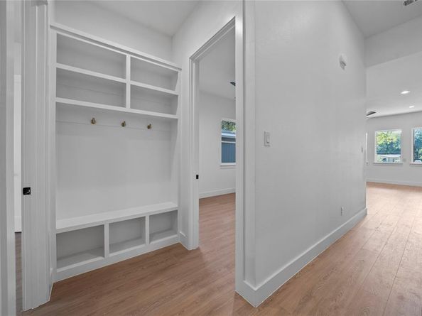 2228  Echo Lake Drive , Dallas Texas 75253