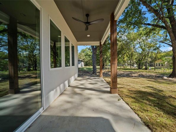 2228  Echo Lake Drive , Dallas Texas 75253