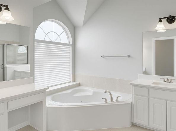 4502  Warbler Lane , Garland Texas 75043