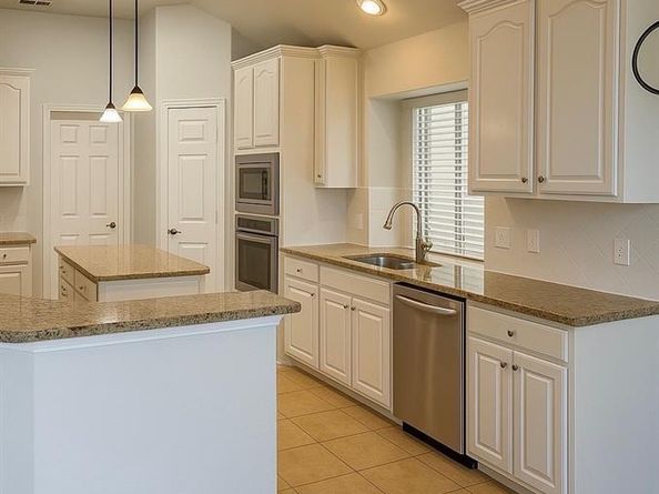 4502  Warbler Lane , Garland Texas 75043