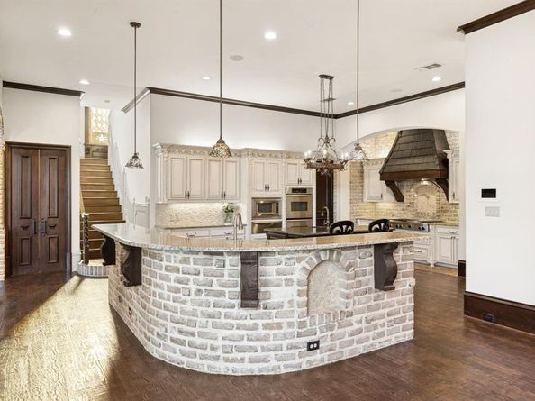 3114  Lake Creek Drive , Highland Village Texas 75077