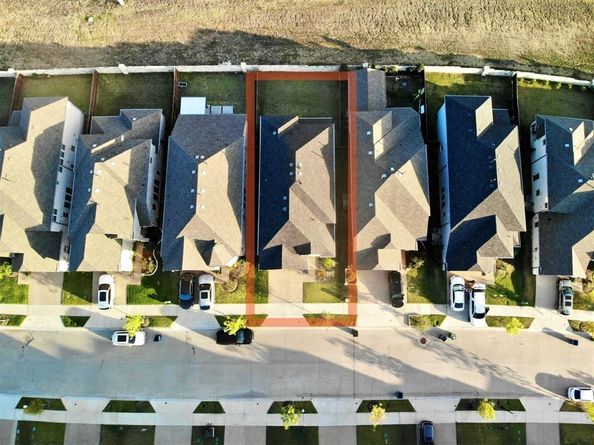 3548  Damsel Brooke Street , Lewisville Texas 75056