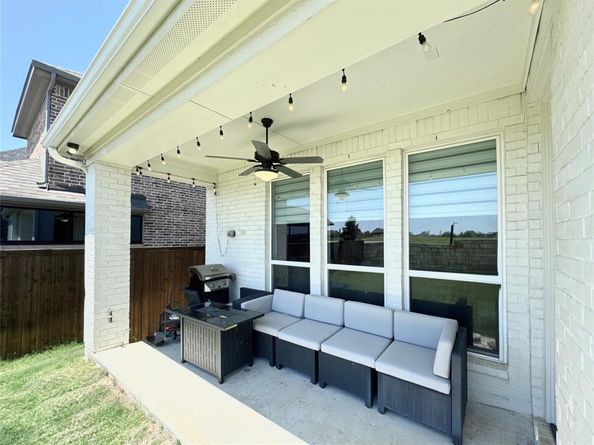 3548  Damsel Brooke Street , Lewisville Texas 75056