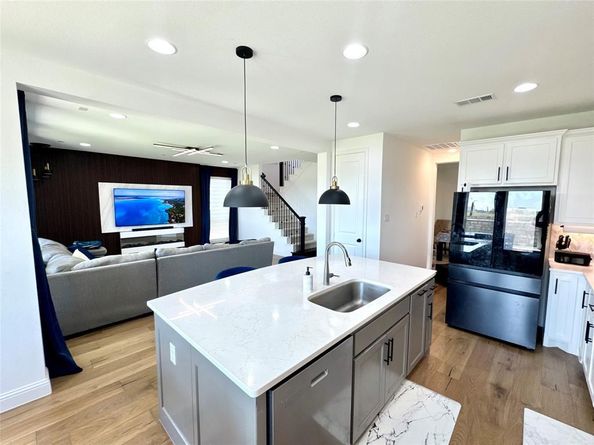 3548  Damsel Brooke Street , Lewisville Texas 75056