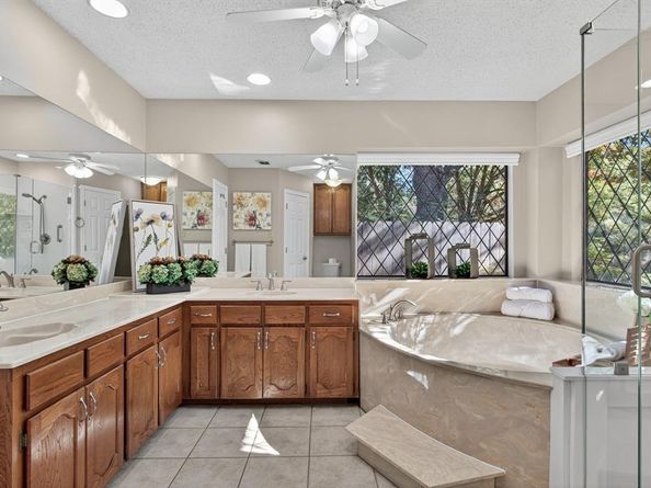 3508  Mckamy Oaks Trail , Arlington Texas 76017