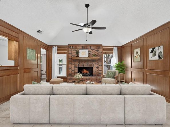 3508  Mckamy Oaks Trail , Arlington Texas 76017