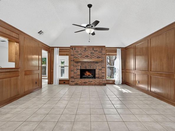 3508  Mckamy Oaks Trail , Arlington Texas 76017