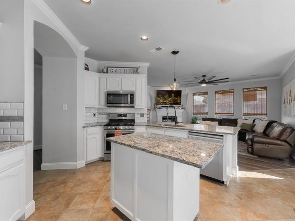 12740  Hannahsville Lane , Fort Worth Texas 76244