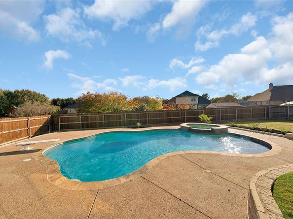 1105  Killian Drive , Mansfield Texas 76063