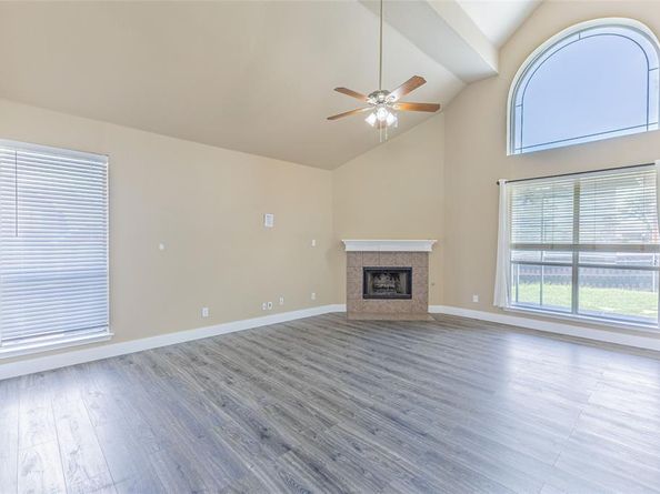 1464  Summerhill Drive , Carrollton Texas 75007