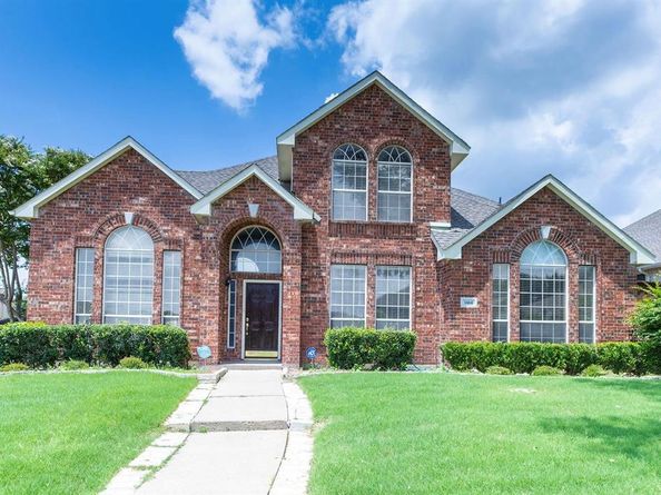 1464  Summerhill Drive , Carrollton Texas 75007