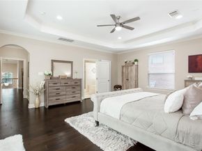 5000  Mission Avenue , Dallas Texas 75206