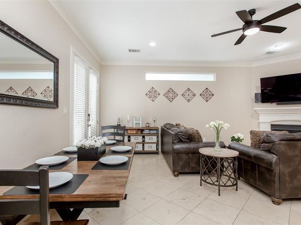 5000  Mission Avenue , Dallas Texas 75206