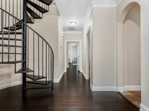 5000  Mission Avenue , Dallas Texas 75206