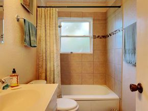 2015  Meadow Lane , Arlington Texas 76010