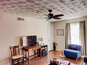 2015  Meadow Lane , Arlington Texas 76010