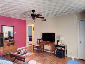 2015  Meadow Lane , Arlington Texas 76010