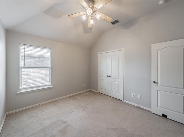 1260  Mountain Air Trail , Fort Worth Texas 76131