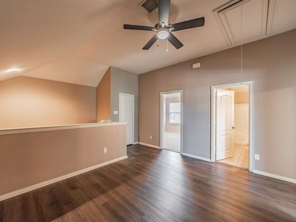 1260  Mountain Air Trail , Fort Worth Texas 76131