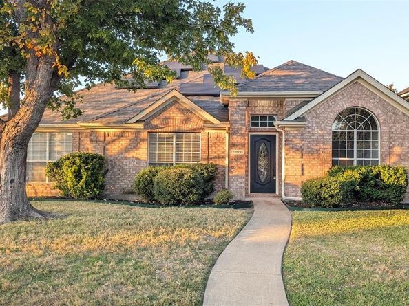 10900  Robincreek Lane , Frisco Texas 75035