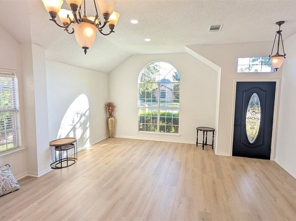 10900  Robincreek Lane , Frisco Texas 75035