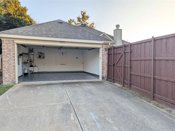 10900  Robincreek Lane , Frisco Texas 75035