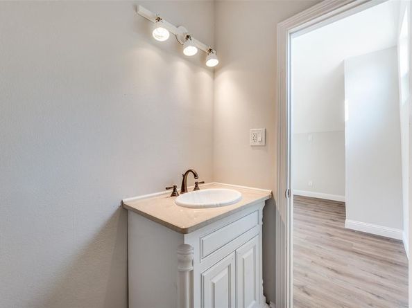 3423  Linda Drive , Dallas Texas 75220