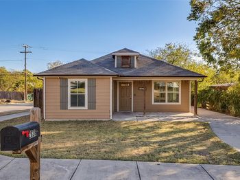 2836  Burchill Road S