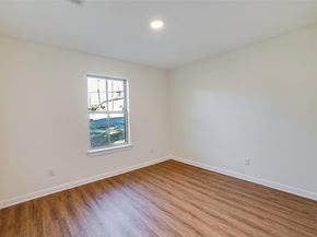 2836  Burchill Road S, Fort Worth Texas 76105