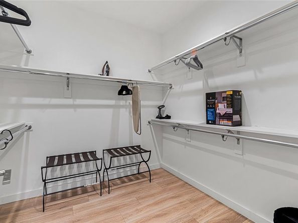 1002  Mobile Street  1, Dallas Texas 75208