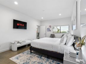 1002  Mobile Street  1, Dallas Texas 75208