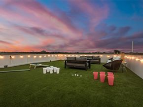 1002  Mobile Street  1, Dallas Texas 75208