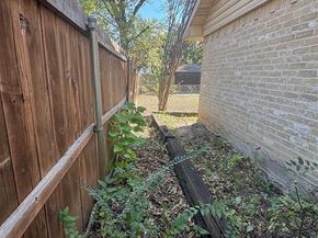 926  Key Colony Drive , Garland Texas 75043
