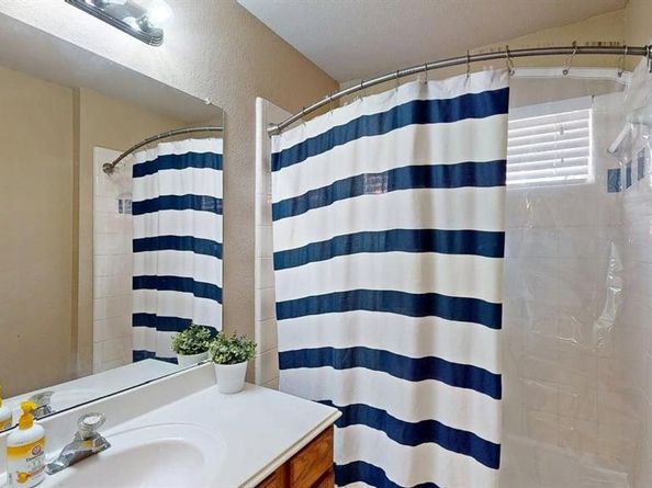 11400  Lockshire Drive , Frisco Texas 75035